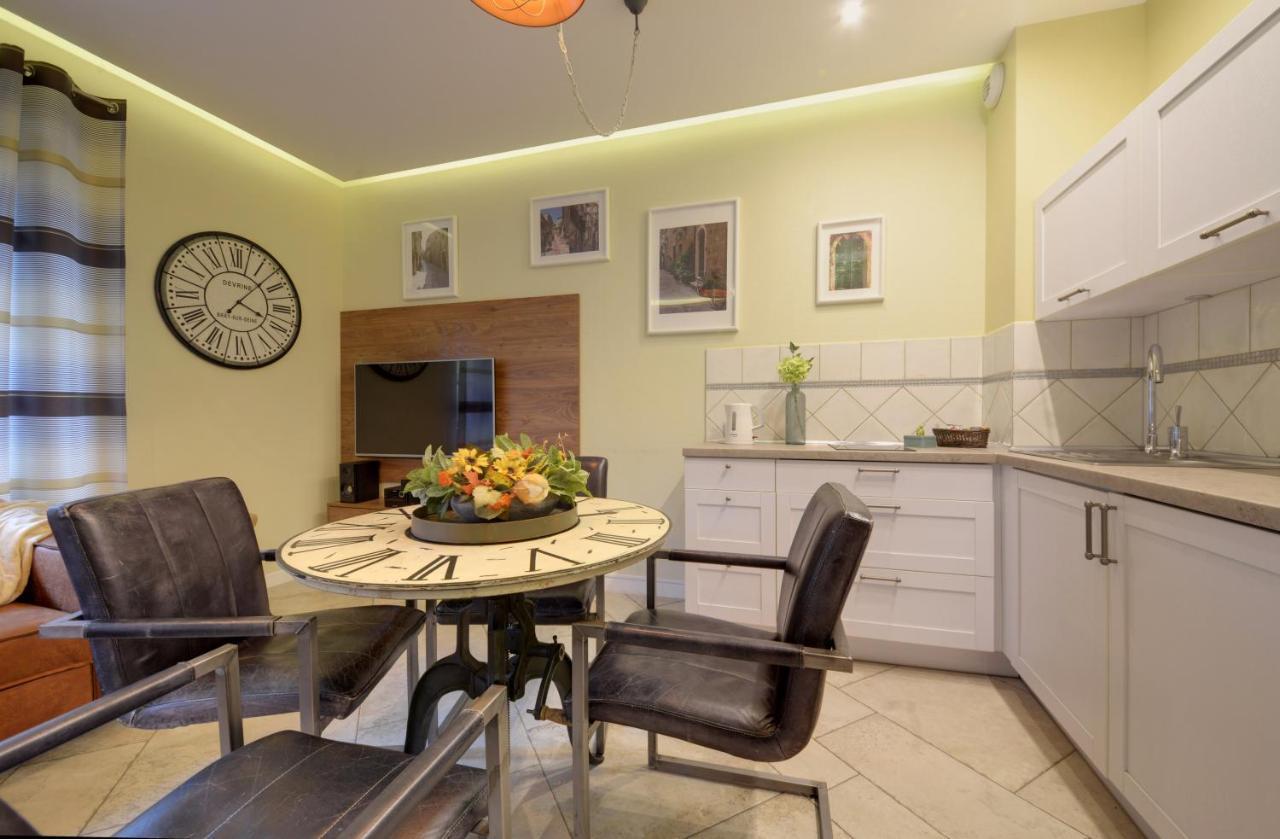Dolina Wikingow Hege 3 Apartment ชกลาร์สกา ปอเรมบา ภายนอก รูปภาพ